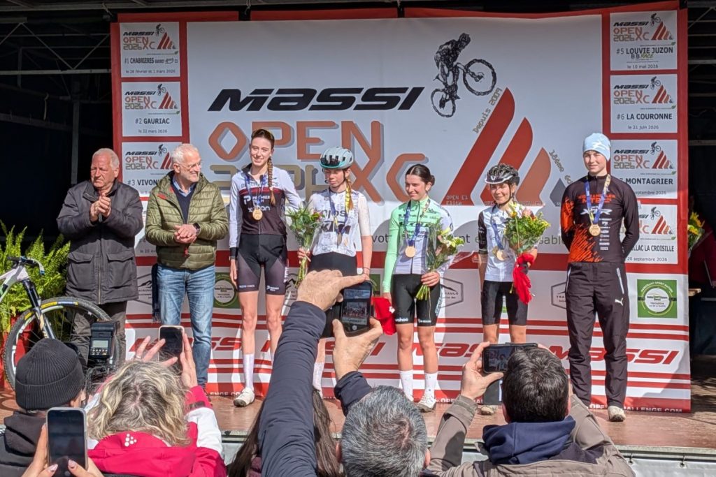 Rosalie Sporn kam auf den 5. Platz bei der UCI XCO Junior Series in Gueret